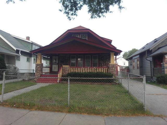4452 N 27th St, Milwaukee, WI 53209