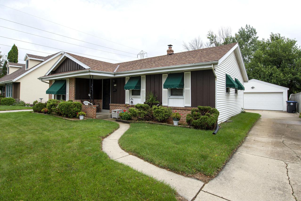 6162 S Indiana Ave, Cudahy, WI 53110