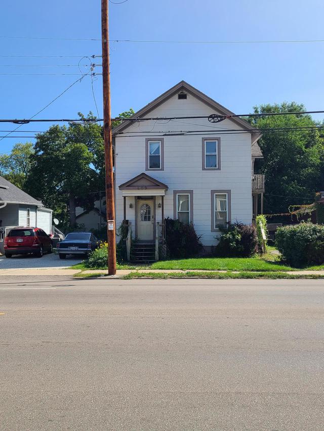 409 N Memorial Dr., Racine, WI 53404