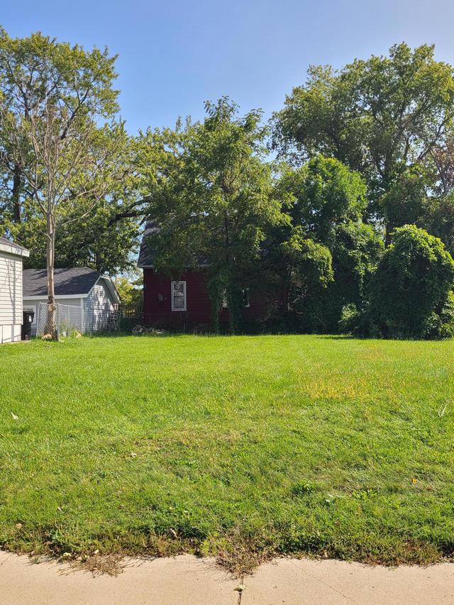 1129 Frederick St., Racine, WI 53405