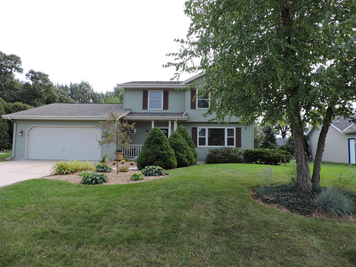 9111 Morgan Ct, Caledonia, WI 53126