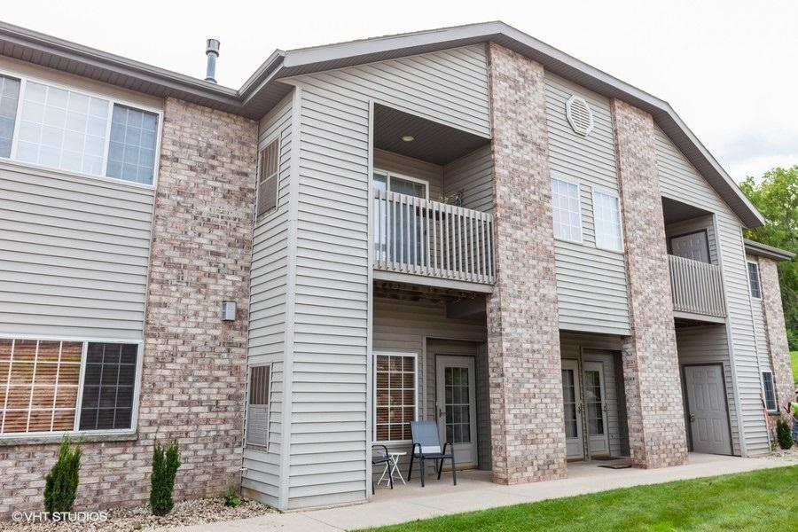 W169S7639 Gregory Dr. #B, Waukesha, WI 53150