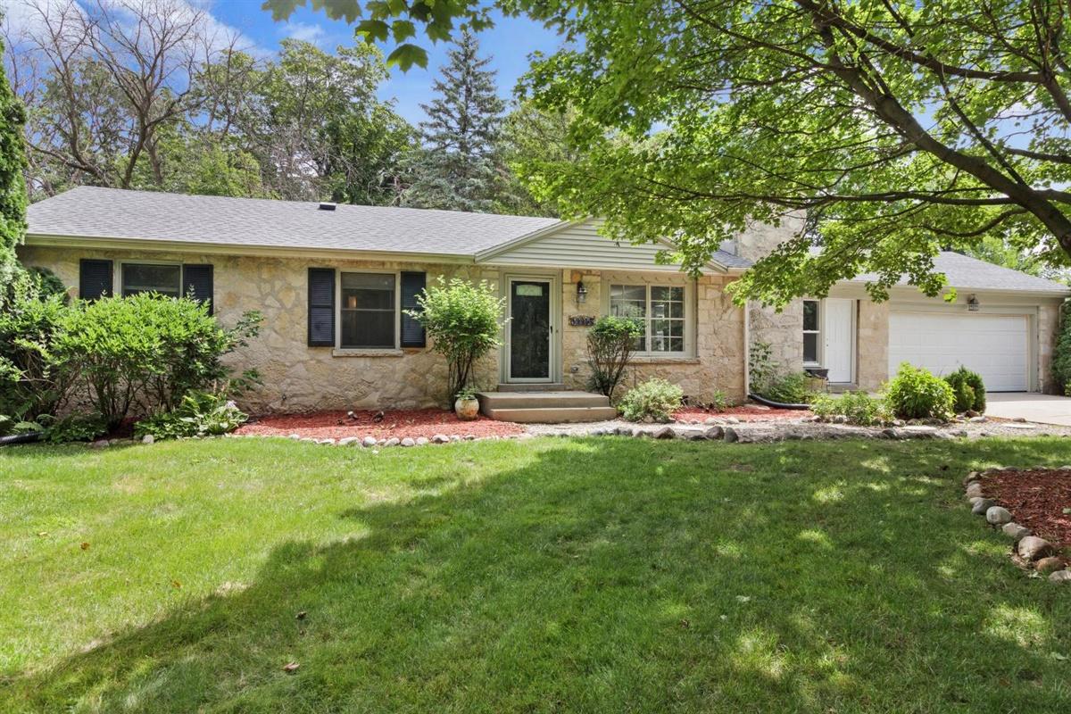 12245 W Underwood Pkwy., Wauwatosa, WI 53226