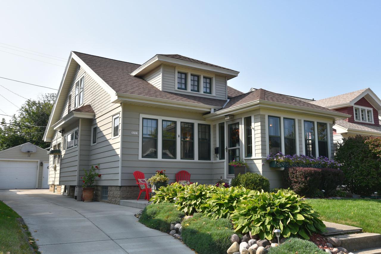 2213 N 68th St., Wauwatosa, WI 53213