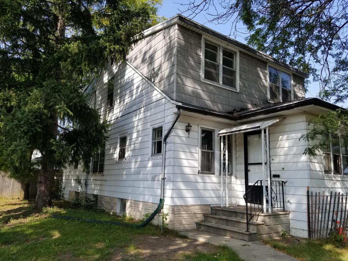 2501 N 55th St, Milwaukee, WI 53210