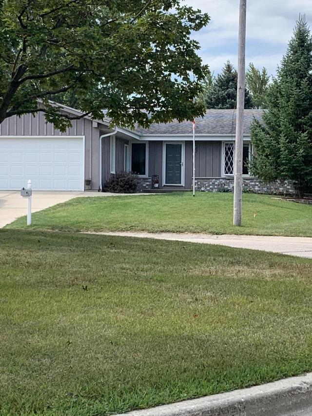 113 Cernan, Mukwonago, WI 53149