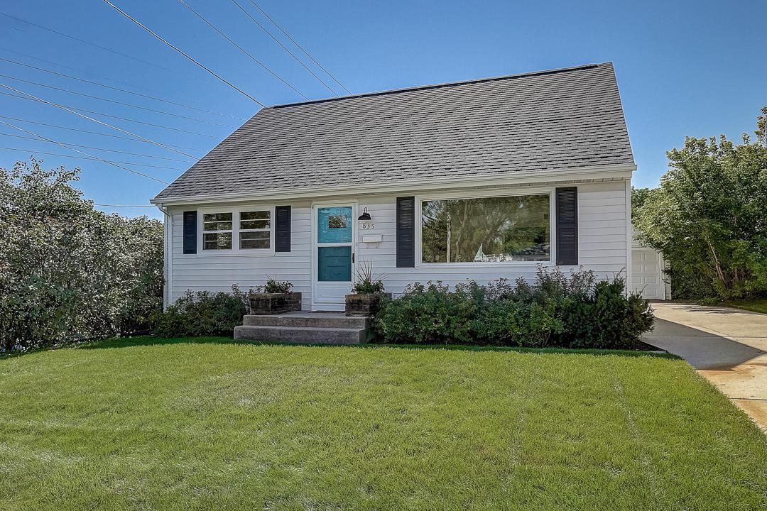 835 W 4th Ave., Port Washington, WI 53074