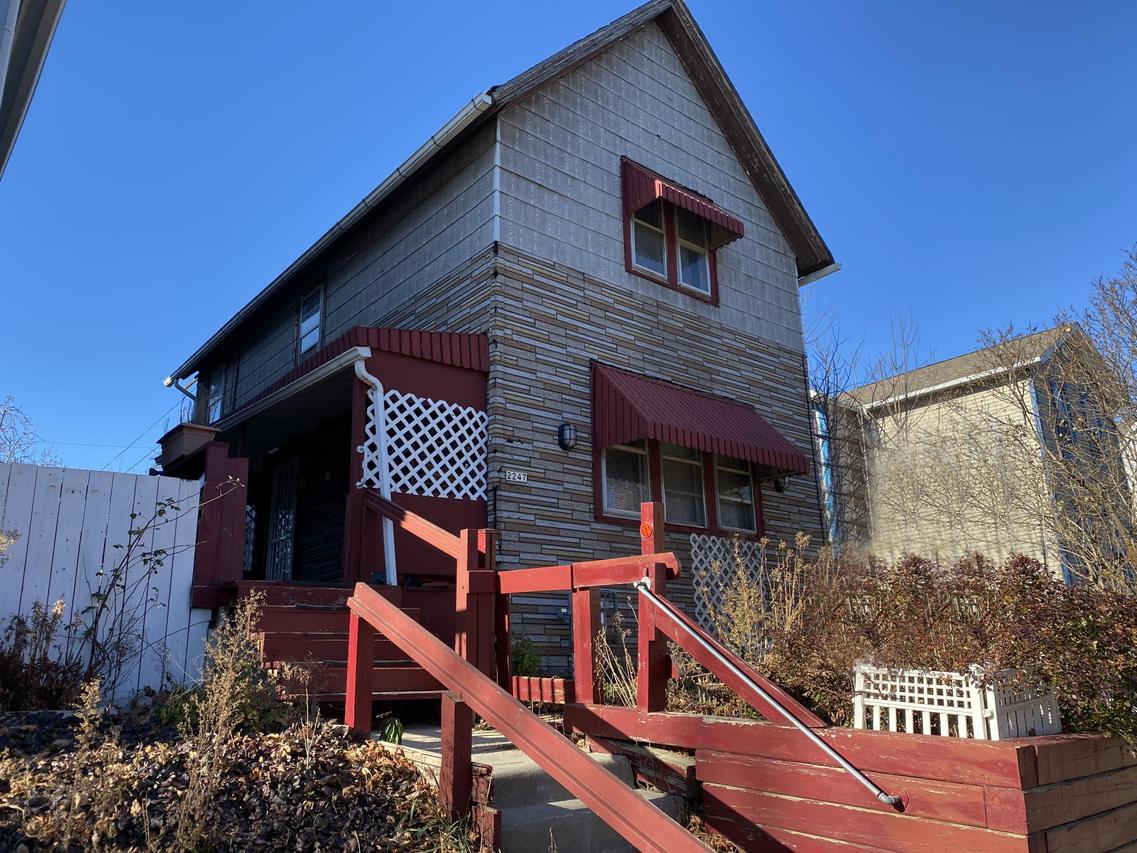 2247 S Winchester St, Milwaukee, WI 53207