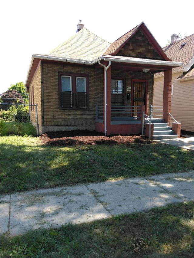 5124 N 32nd St., Milwaukee, WI 53209