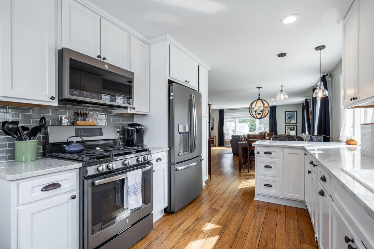 822 Kentucky St, Racine, WI 53405