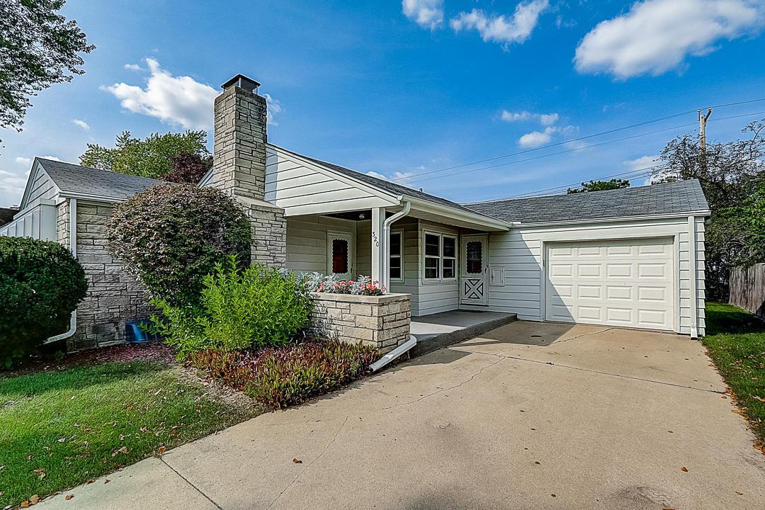 320 W Walters St, Port Washington, WI 53074
