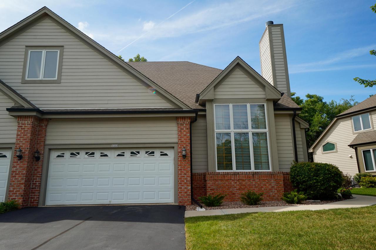 3332 Turnberry Oak Dr., Waukesha, WI 53188
