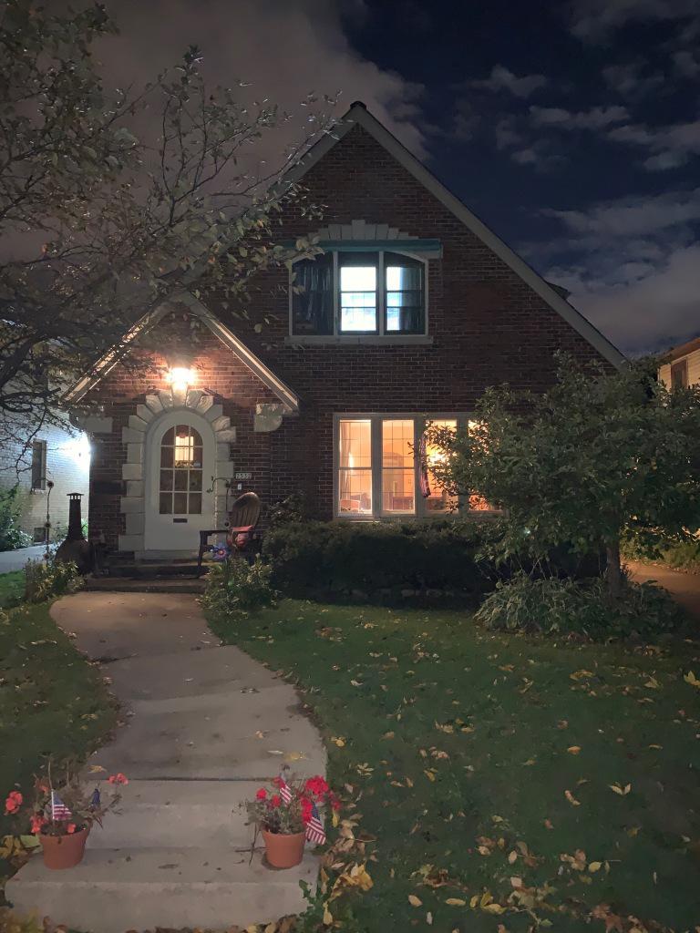 2532 N 64th St., Wauwatosa, WI 53213