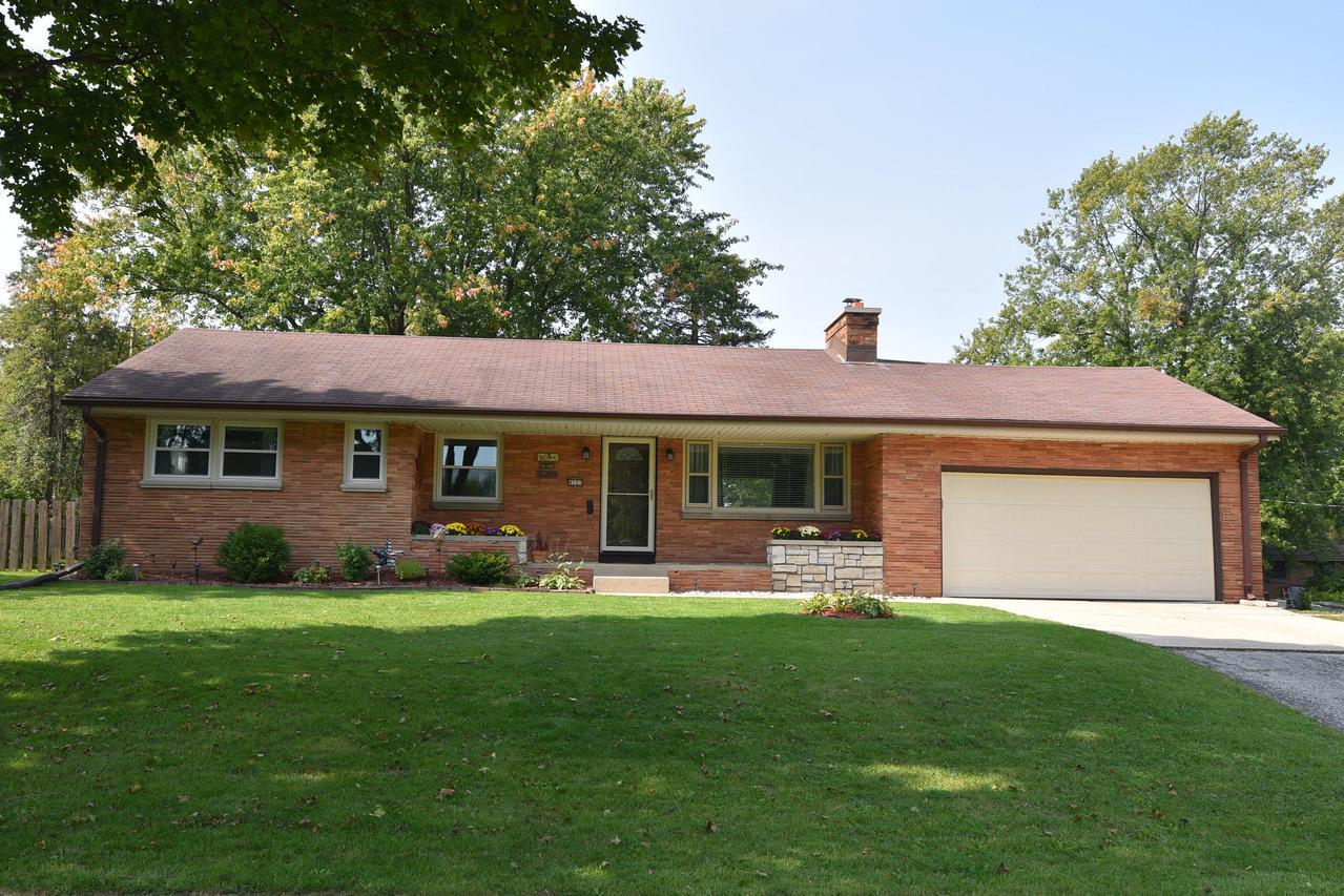 4121 N 98th St., Wauwatosa, WI 53222