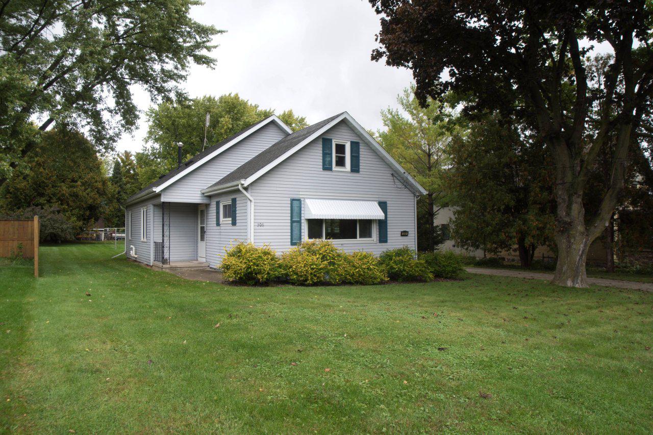308 E Leonard St., Watertown, WI 53098