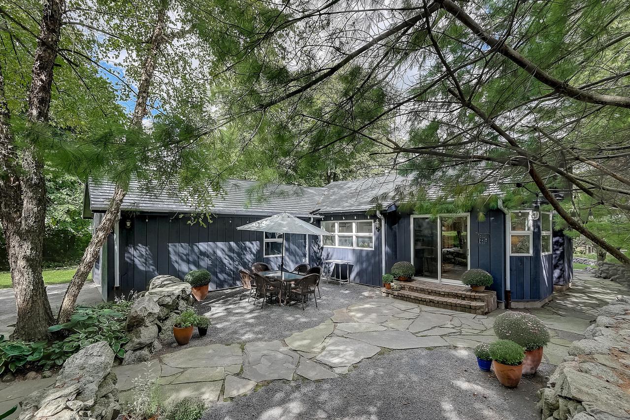 W3599 Cattail Dr., Watertown, WI 53094