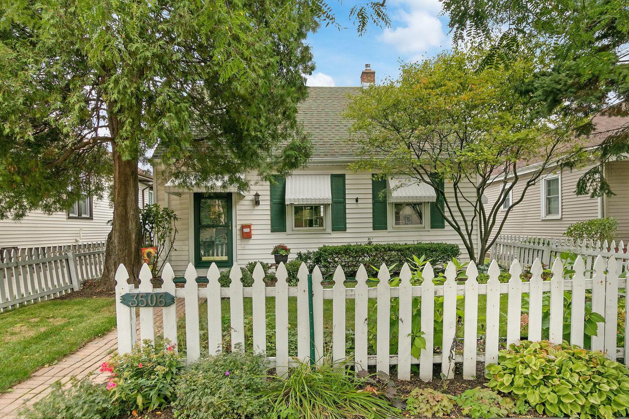 3506 75th St., Kenosha, WI 53142