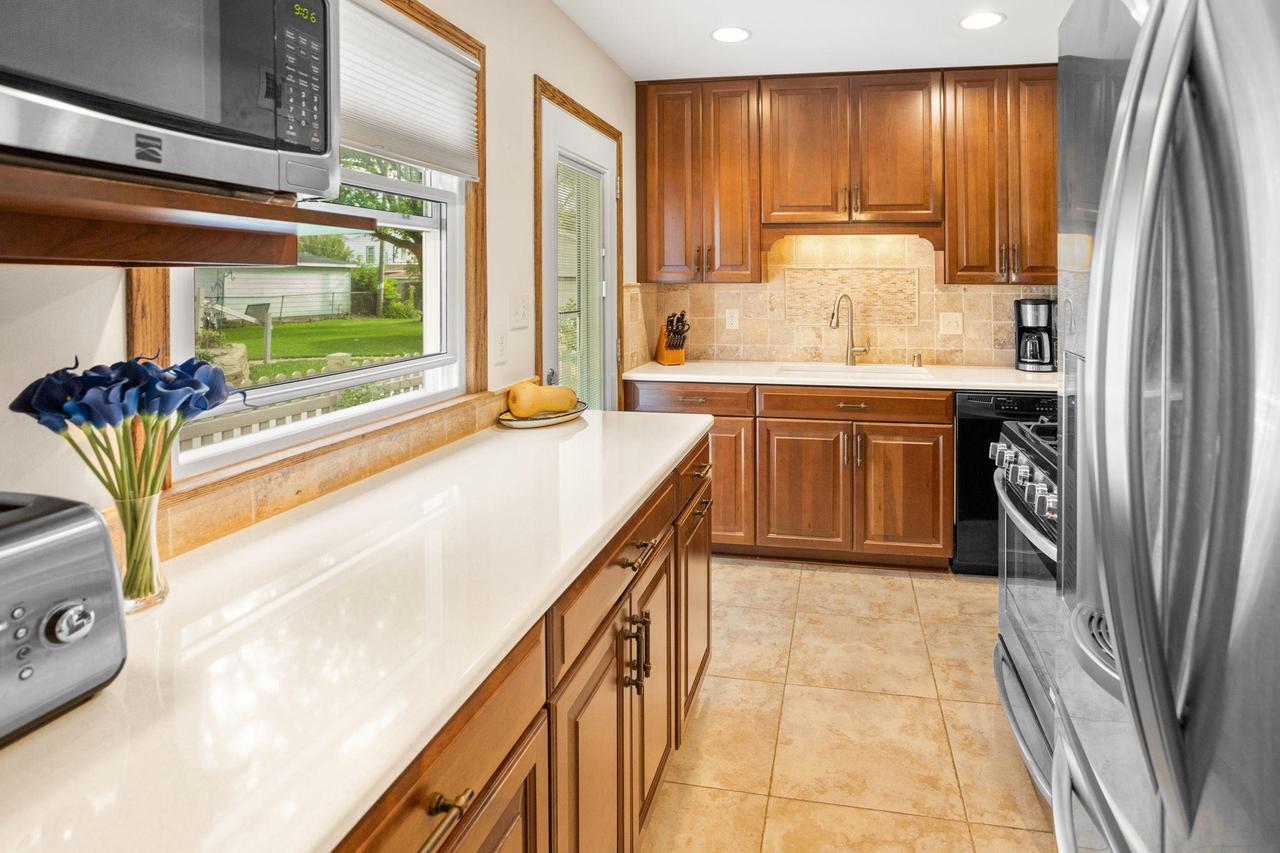 6830 W Montana St, Milwaukee, WI 53219