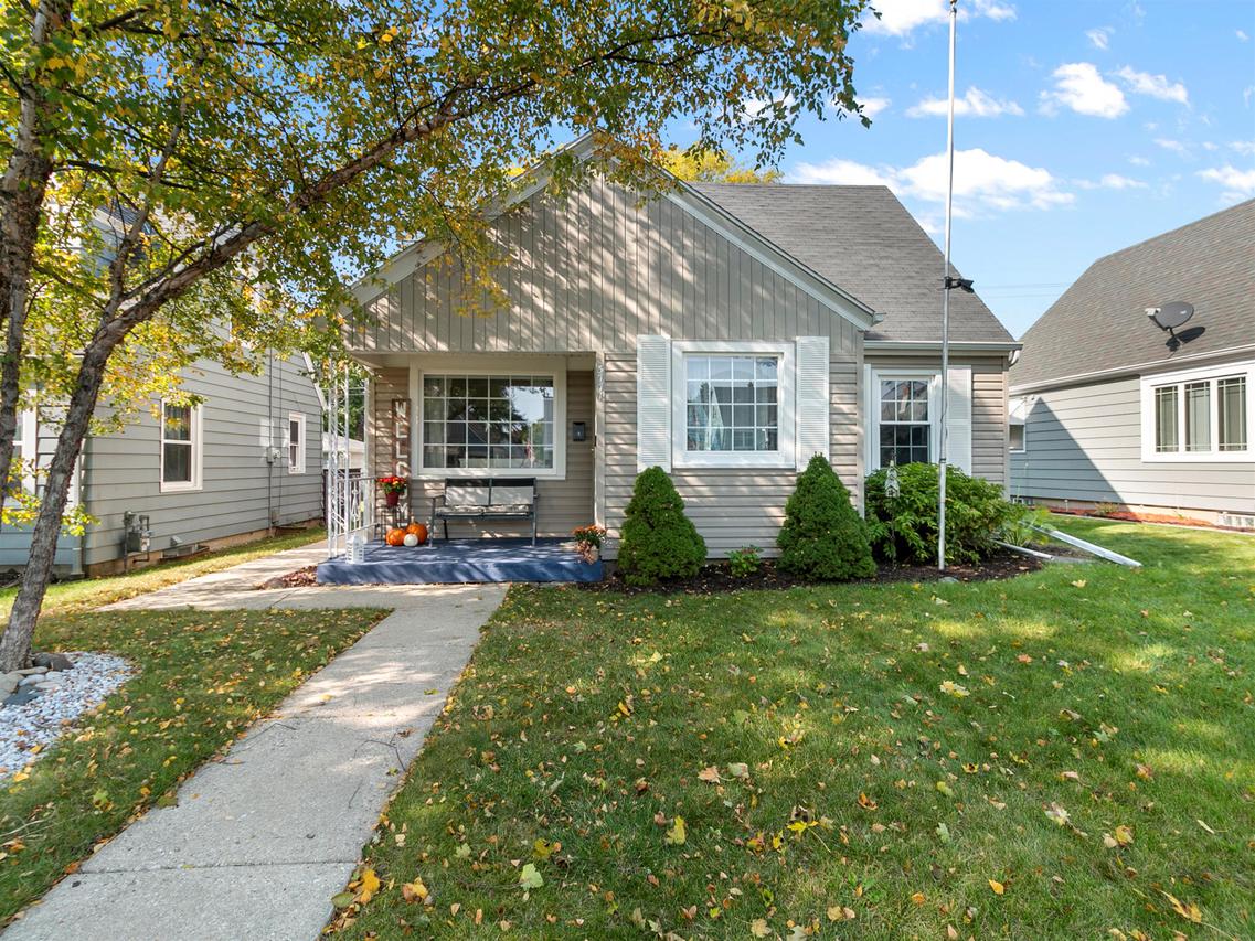 3771 S 19th St., Milwaukee, WI 53221