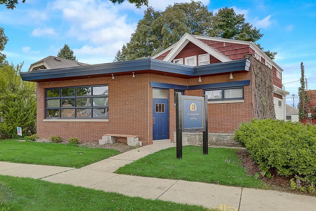 2289 Ludington Ave. #A-B, Wauwatosa, WI 53226