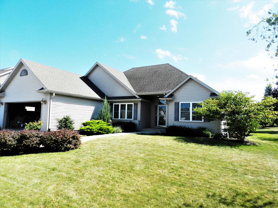 8409 Queensbury, Sturtevant, WI 53177