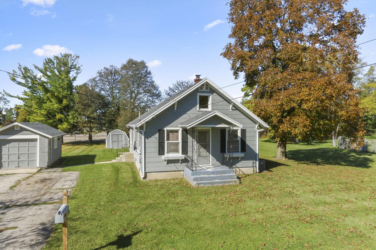 120 S Devendorf St, Elkhorn, WI 53121
