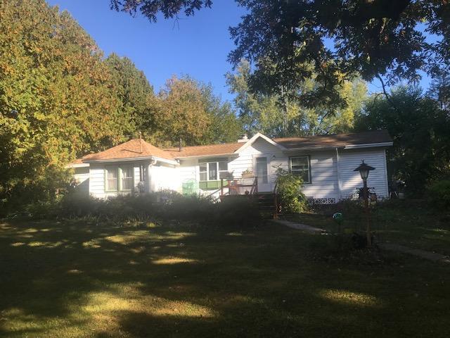 1095 Spring Valley Rd., Burlington, WI 53105