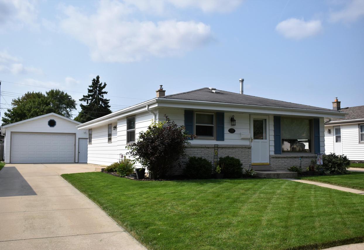 3751 S 94th St., Milwaukee, WI 53228