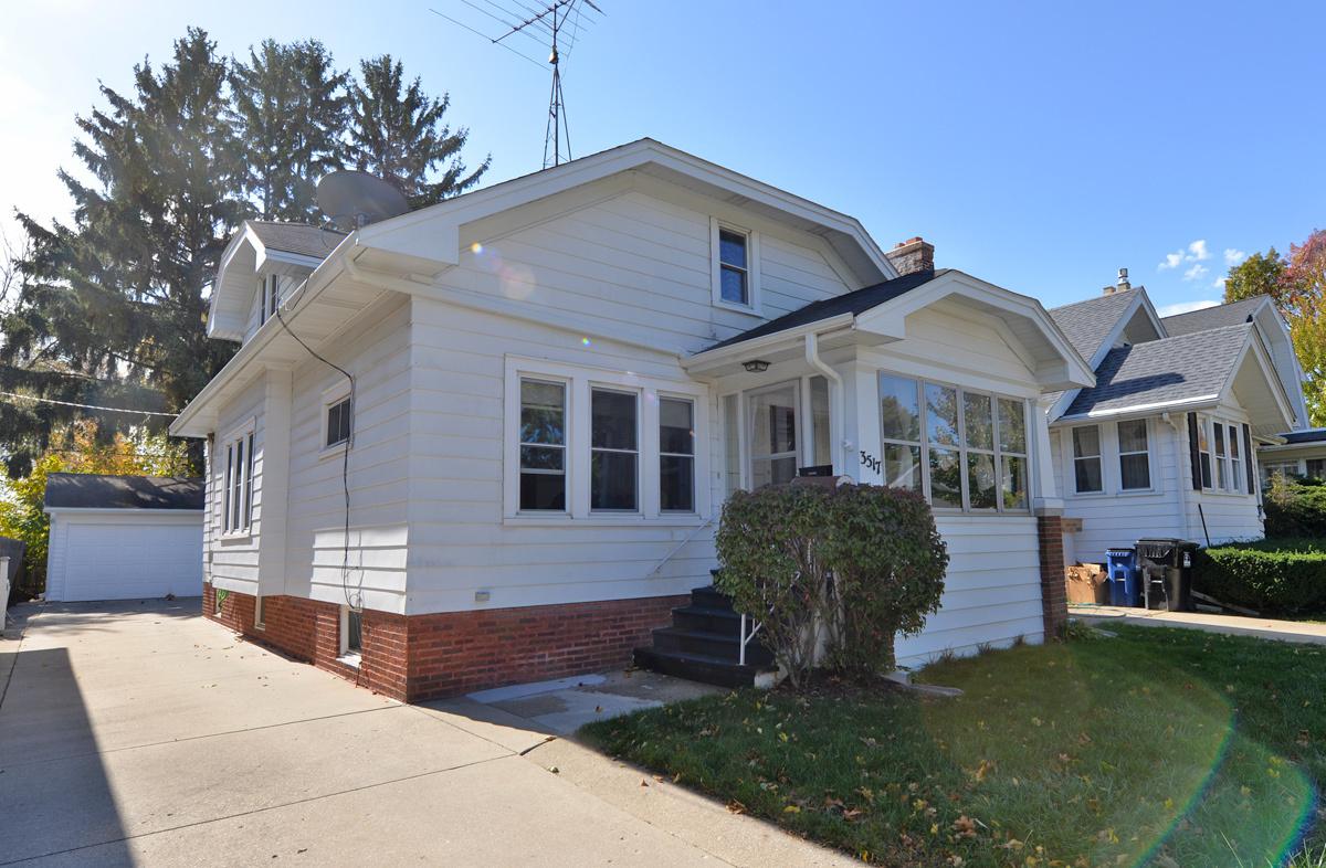 3517 Lindermann Ave., Racine, WI 53405