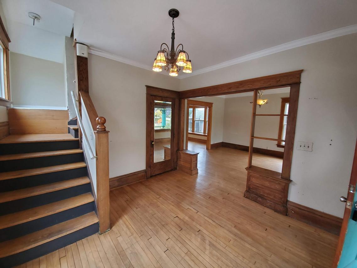 444 Wisconsin Ave, Waukesha, WI 53186