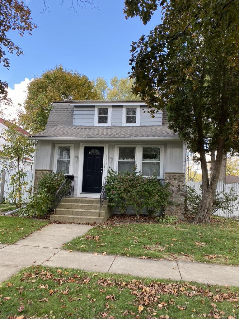 1123 Pleasant St., Lake Geneva, WI 53147