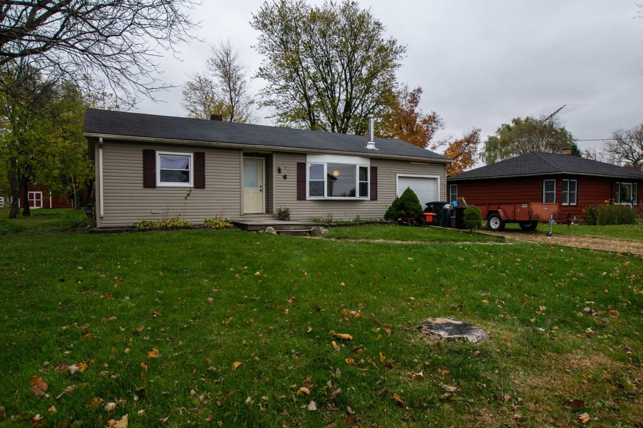 137 Sharon St., Darien, WI 53114