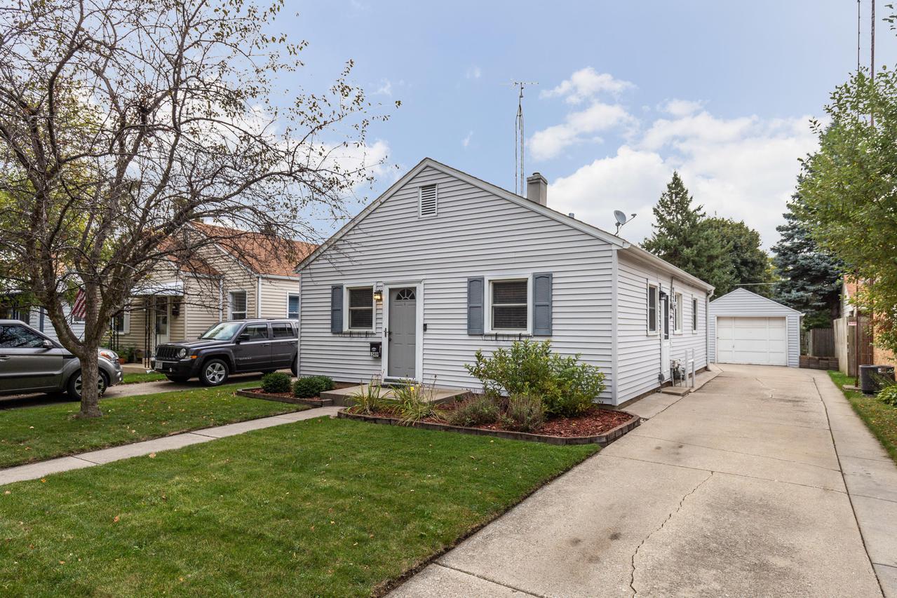1349 Russet St., Racine, WI 53405