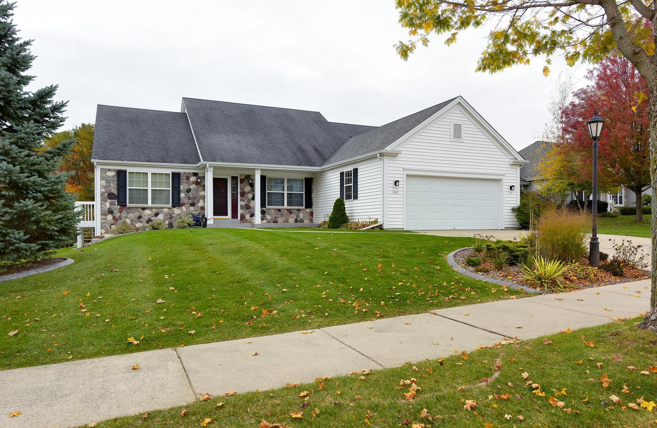 1657 Hunter Rd., Waukesha, WI 53189