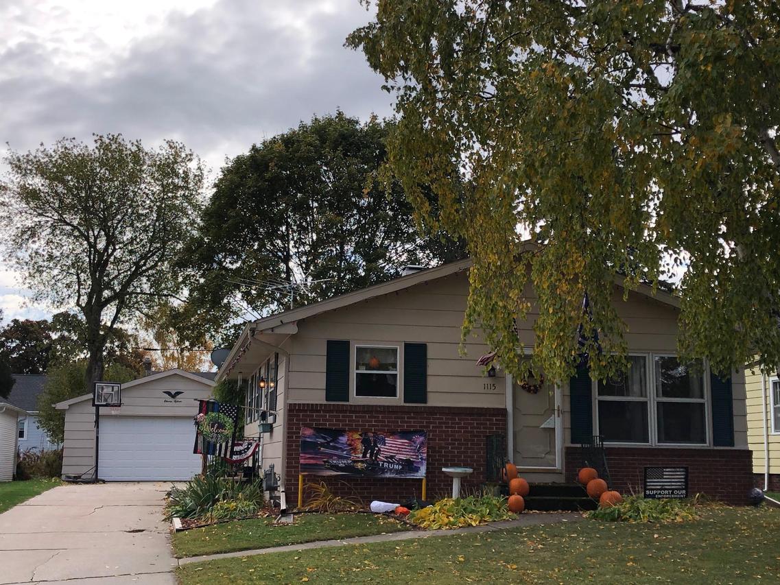 1115 Green St., Manitowoc, WI 54220