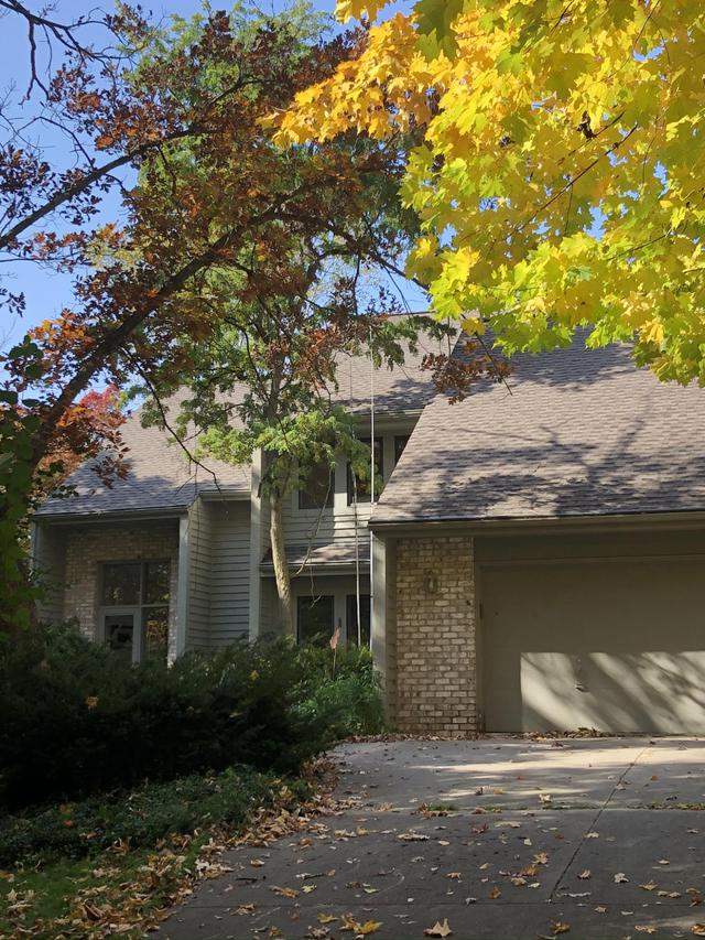 S44W25780 Underwood Ct., Waukesha, WI 53189