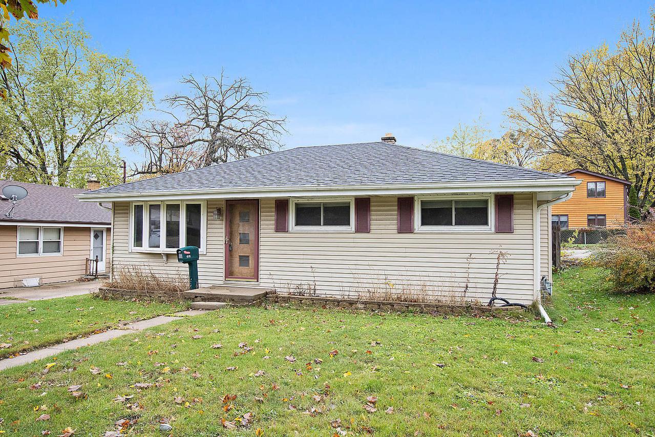 1512 N Grandview Blvd., Waukesha, WI 53188