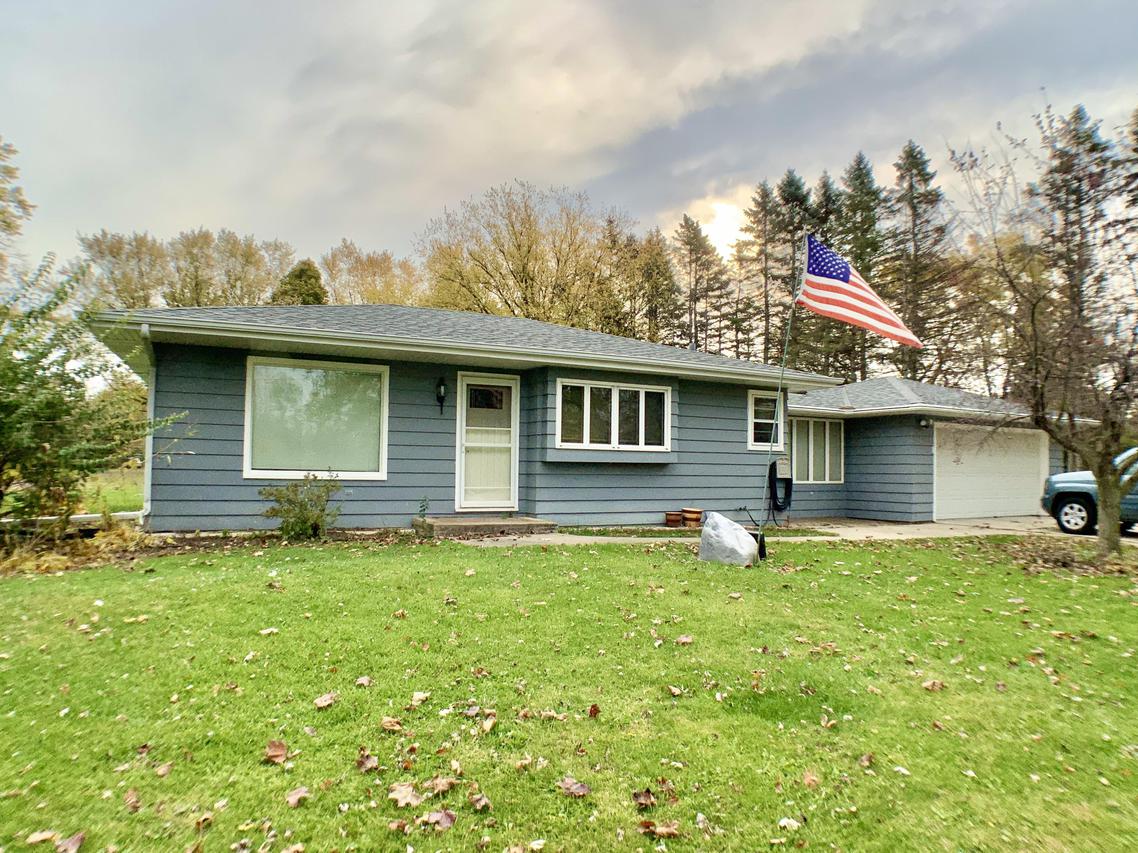 W224S6410 Guthrie Dr., Vernon, WI 53189