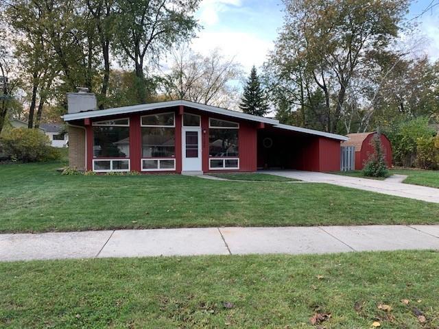 7128 W Wedgewood Dr, Milwaukee, WI 53220