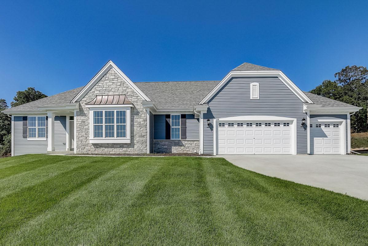 739 Stoecker Farm Ave., Mukwonago, WI 53149