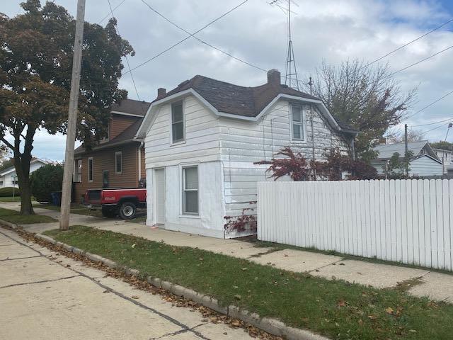 2319 Charles St, Racine, WI 53402