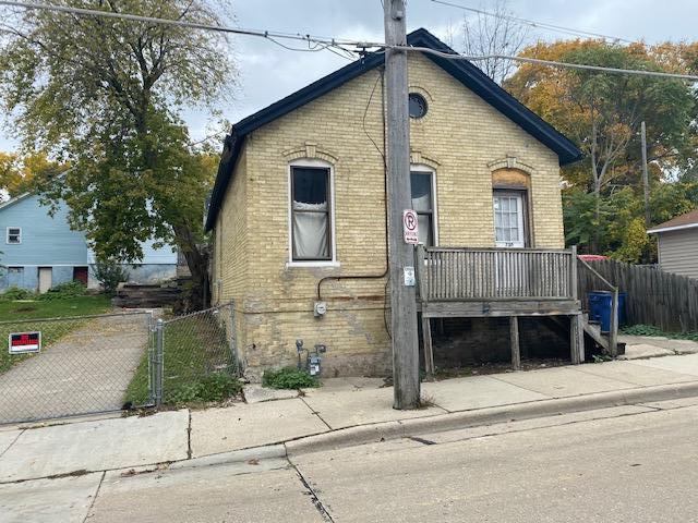 730 Prospect St., Racine, WI 53404