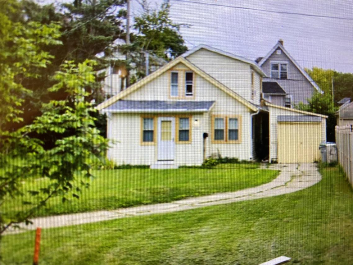 3025 N 57th St., Milwaukee, WI 53210