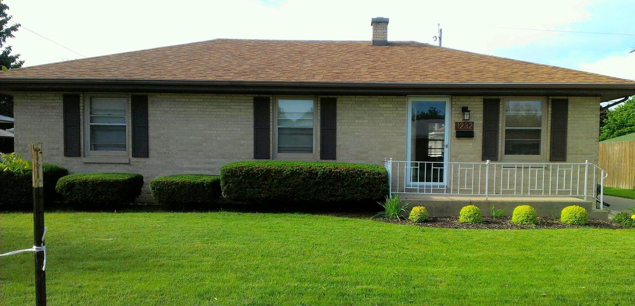 1232 Harmony Dr, Racine, WI 53402