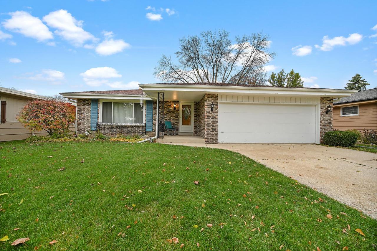 2115 N 116th St., Wauwatosa, WI 53226