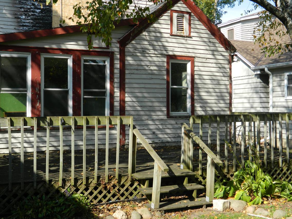 329 N Greenfield Ave., Waukesha, WI 53186