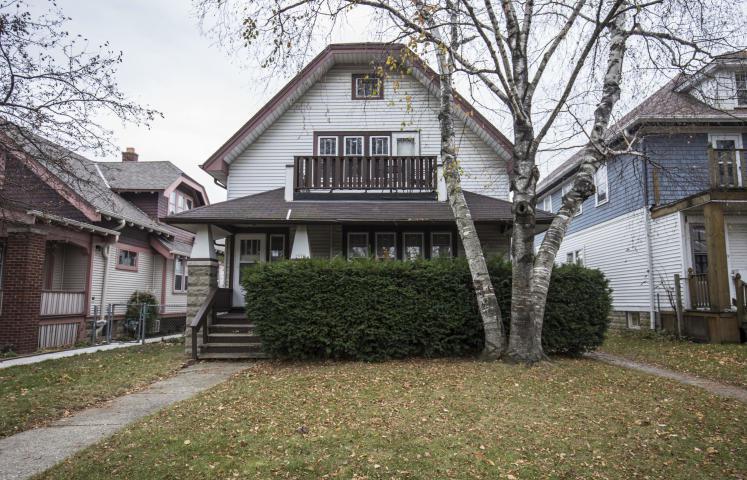 2956 N 50th St, Milwaukee, WI 53210