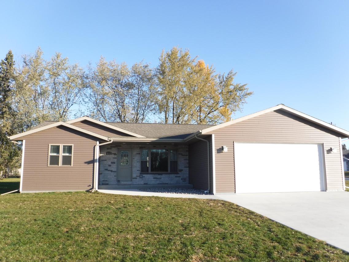 4002 Fleetwood Dr., Manitowoc, WI 54220