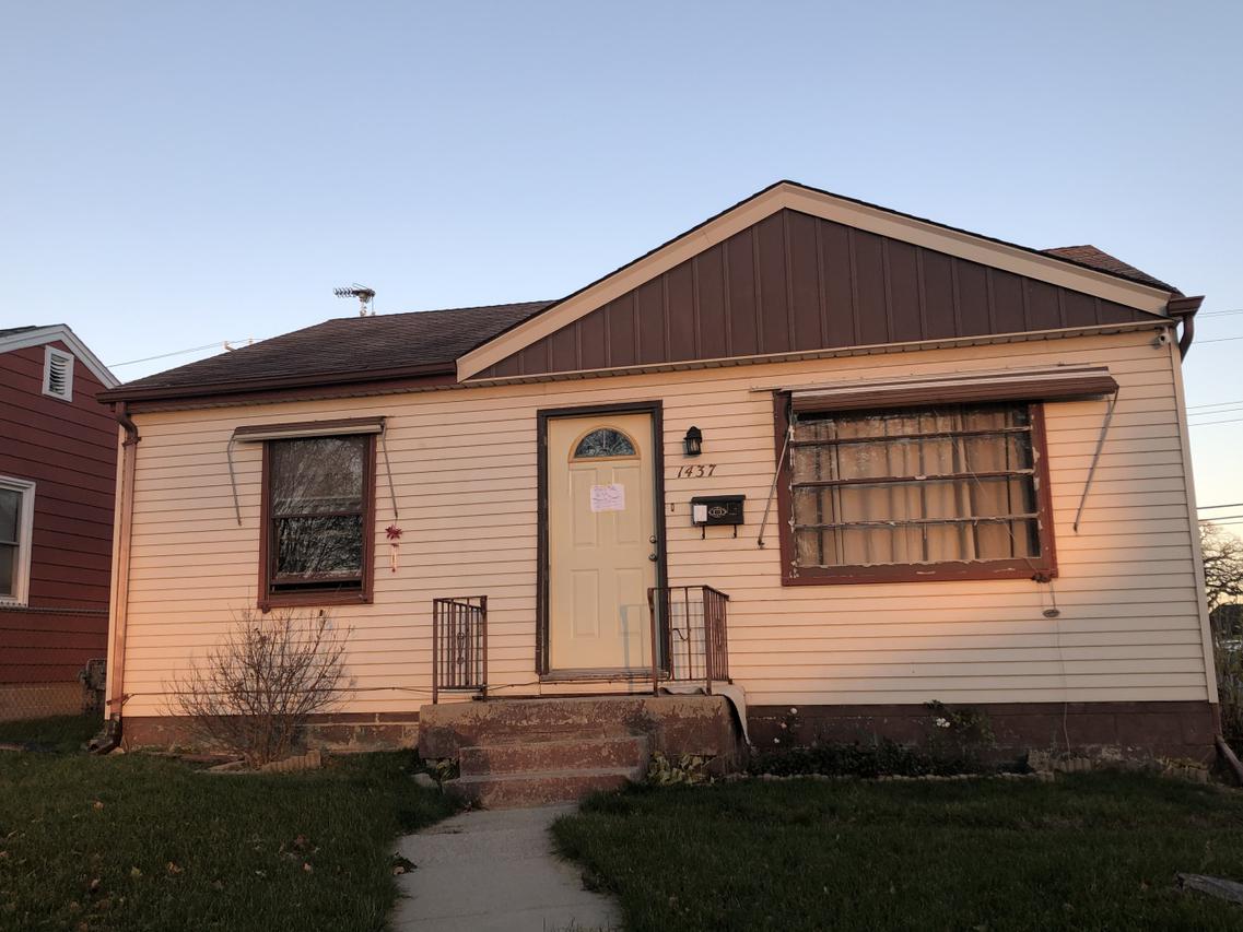 1437 Russet St., Racine, WI 53405