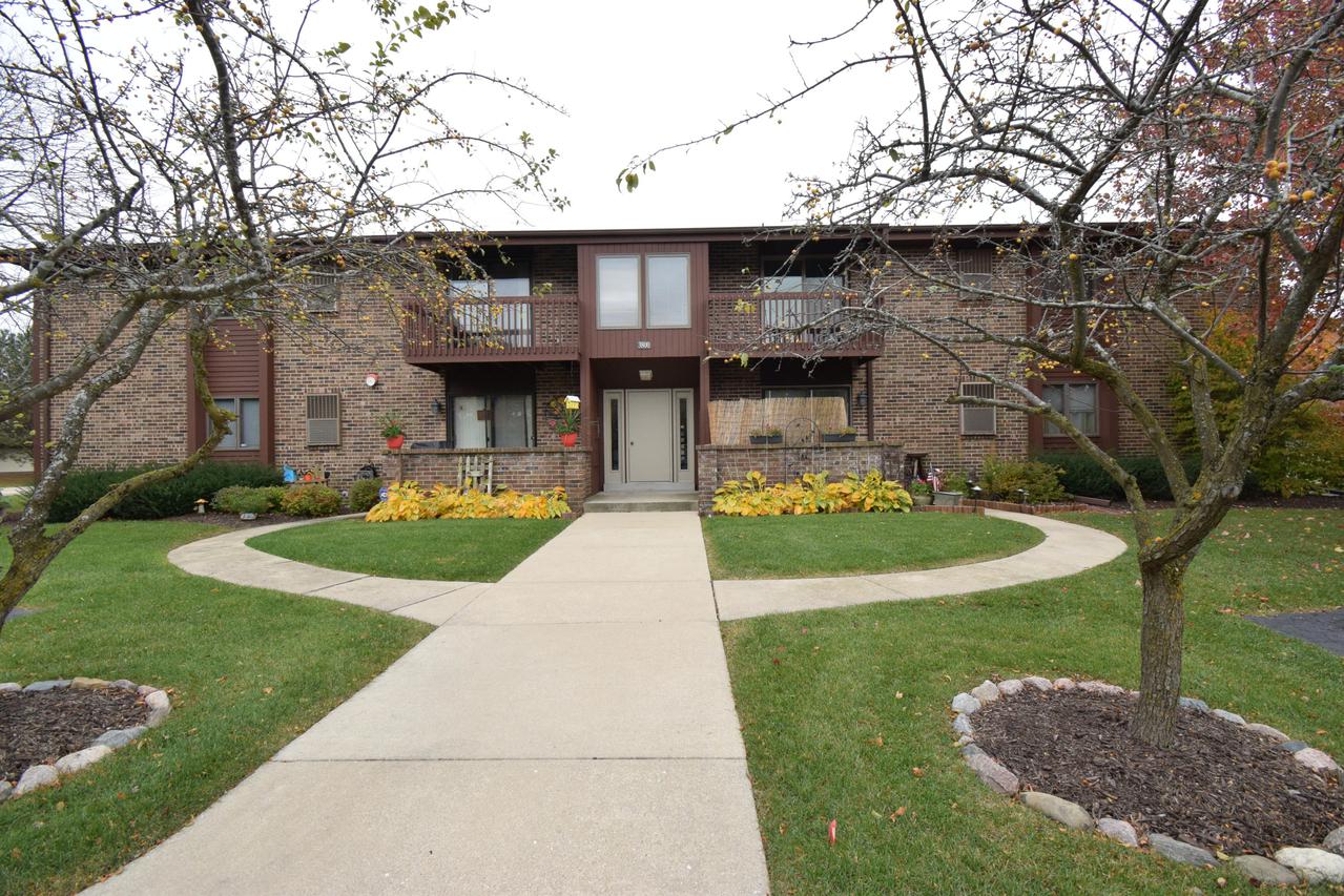 3800 Cheyenne Ct. #Unit H, Caledonia, WI 53404